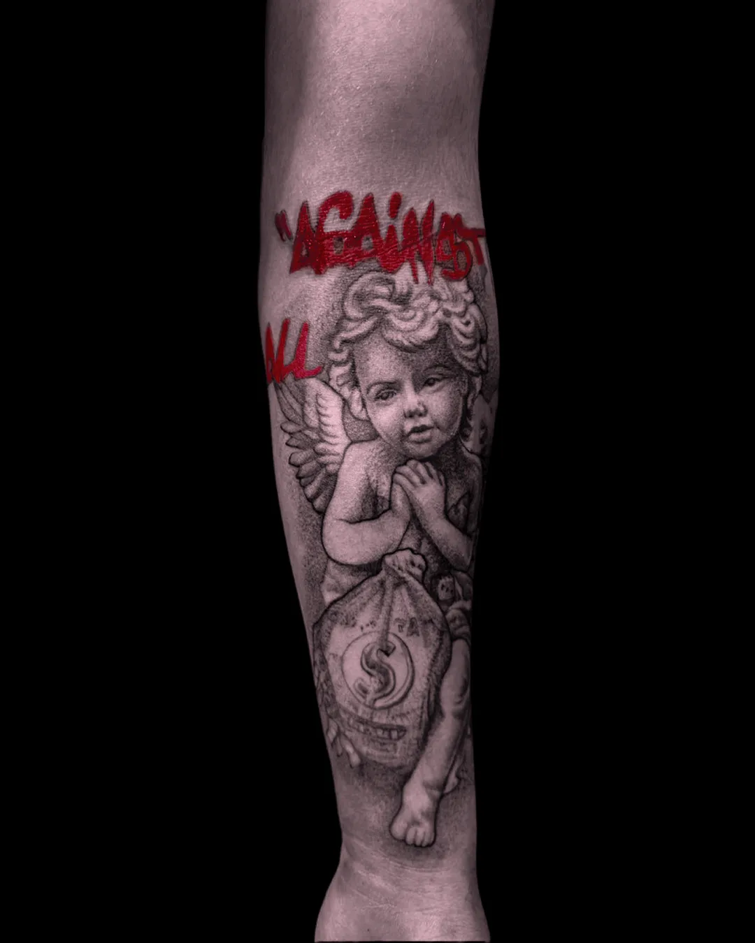 Mitologiczny tatuaż wykonany w Studio Hass w Stargardzie.